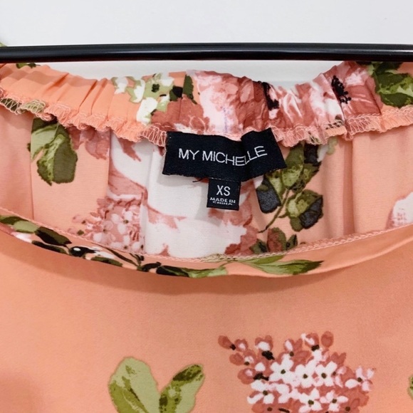 My Michelle Lazy Shoulder Floral Blouse - Picture 4 of 5